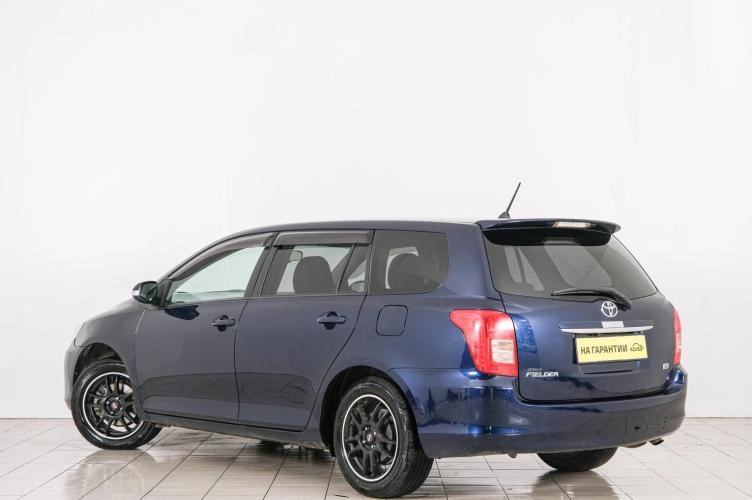 Toyota Corolla Fielder 4 из 6