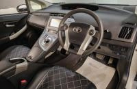 Toyota Prius 7 из 19