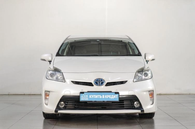 Toyota Prius 3 из 6