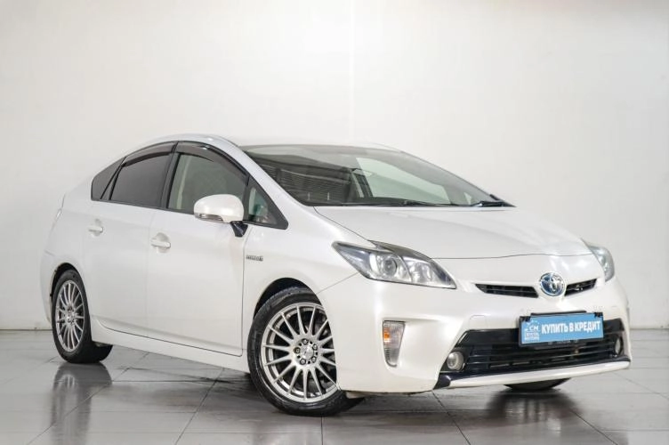 Toyota Prius 1 из 6