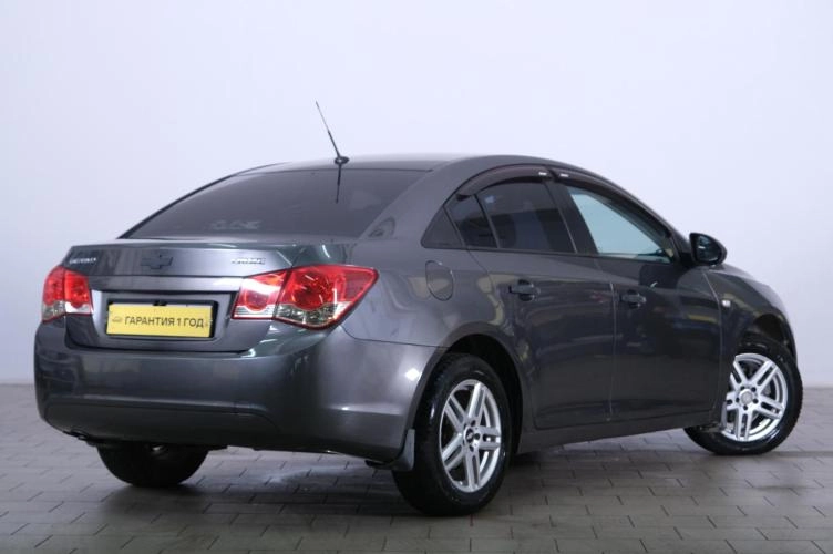 Chevrolet Cruze 6 из 6