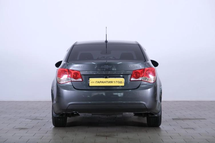 Chevrolet Cruze 5 из 6