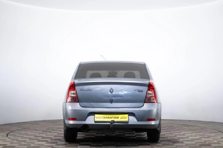 Renault Logan 5 из 6