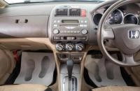 Honda Fit Aria 15 из 21