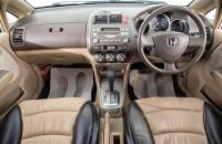 Honda Fit Aria 9 из 21