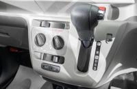 Daihatsu Mira e:S 17 из 22