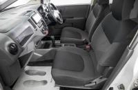 Nissan AD 16 из 19