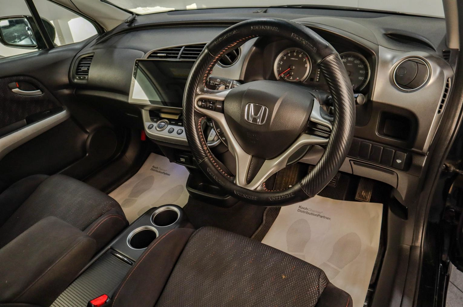 Honda Stream 7 из 15