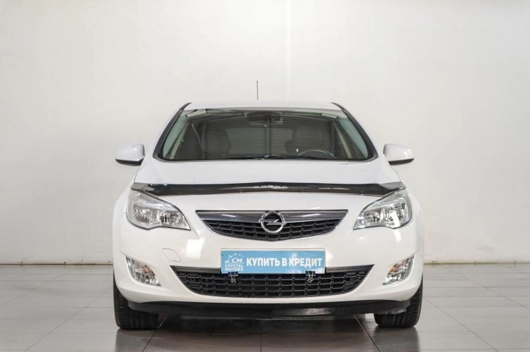 Opel Astra 2 из 18