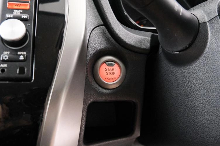 Nissan Note 18 из 23