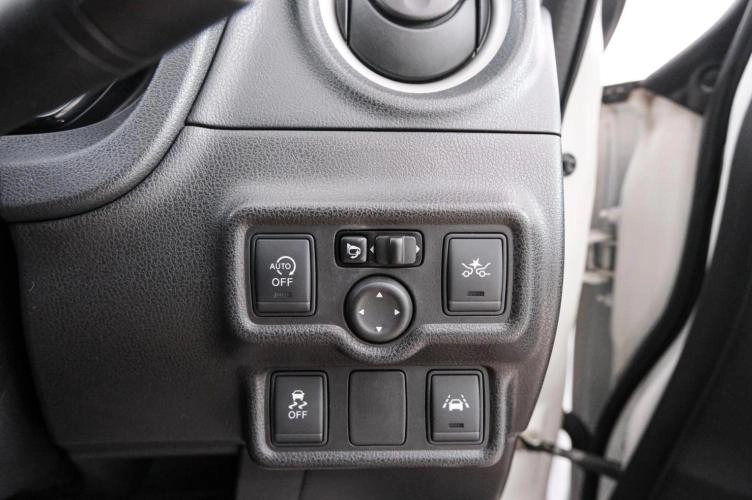 Nissan Note 19 из 23