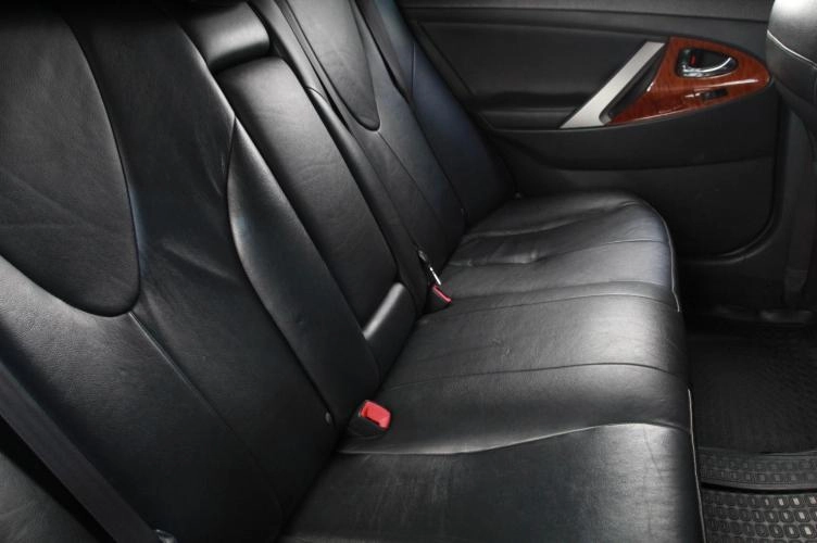 Toyota Camry 19 из 20