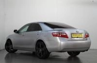 Toyota Camry 4 из 20