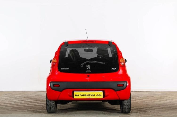 Peugeot 107 5 из 6