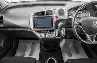 Honda Stream 14 из 21