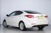Hyundai Elantra 4 из 19