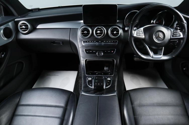 Mercedes-Benz C-класс 9 из 21