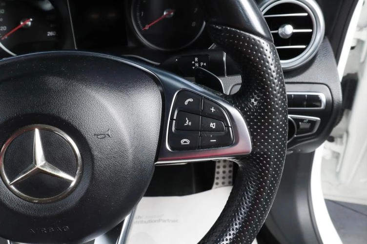 Mercedes-Benz C-класс 13 из 21