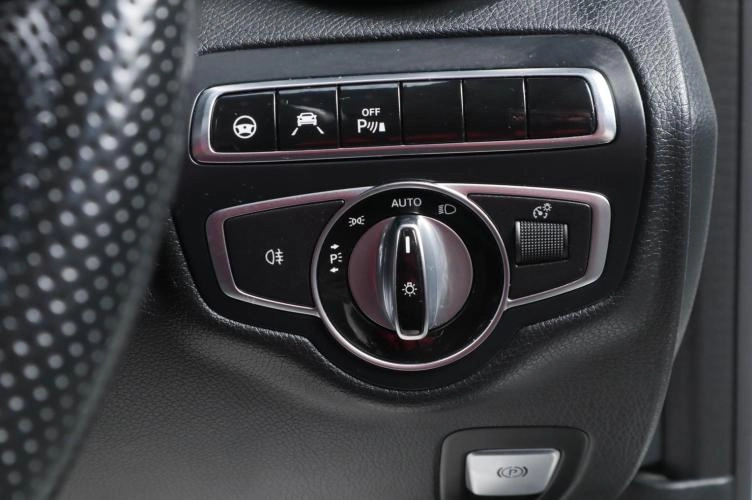 Mercedes-Benz C-класс 17 из 21