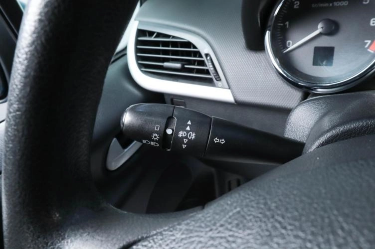 Peugeot 207 11 из 18
