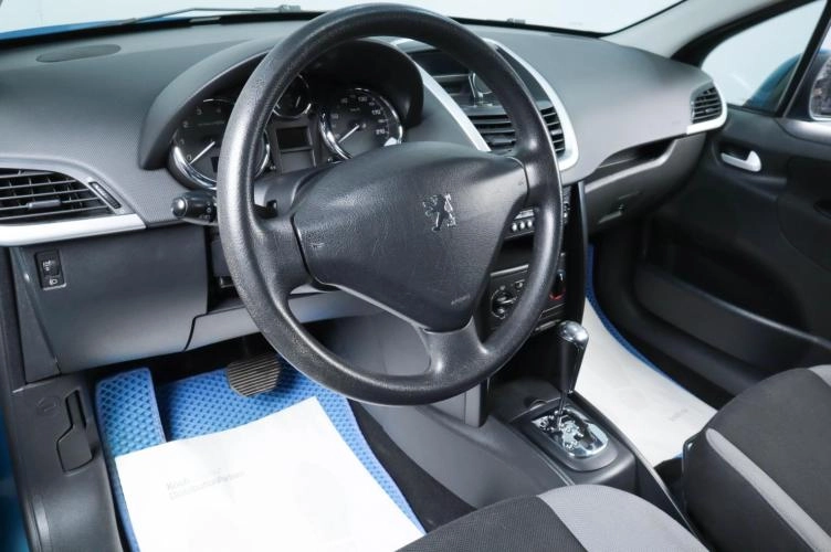 Peugeot 207 8 из 18
