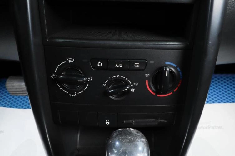 Peugeot 207 15 из 18