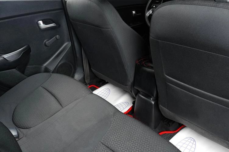 KIA Rio 9 из 19