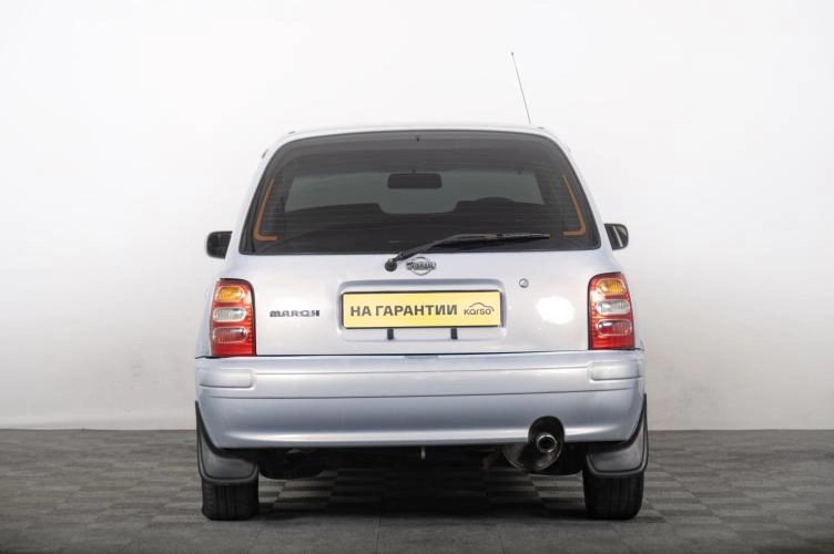 Nissan March 4 из 6