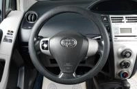 Toyota Yaris 13 из 17