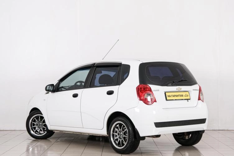 Chevrolet Aveo 4 из 6