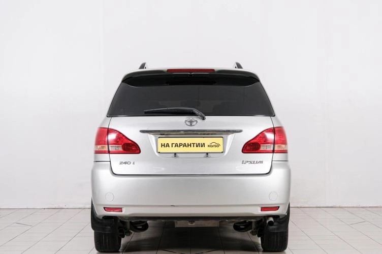 Toyota Ipsum 5 из 6