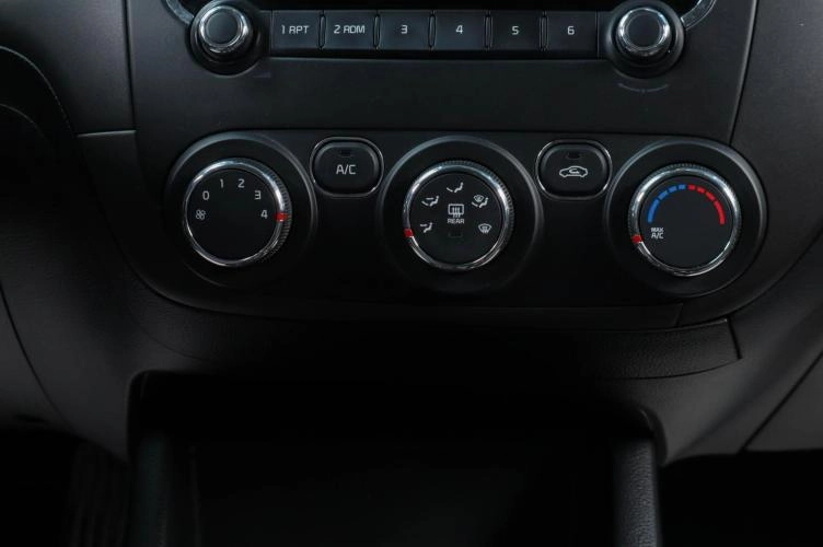 KIA Cerato 13 из 18