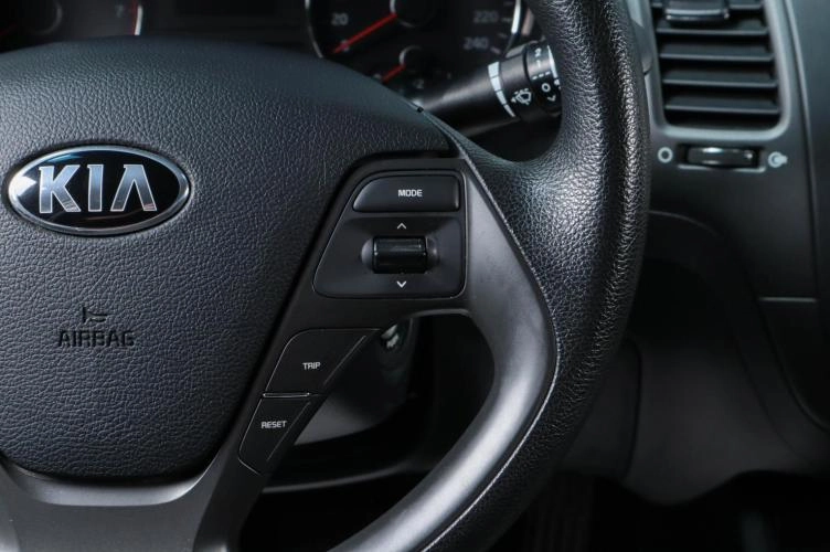 KIA Cerato 10 из 18