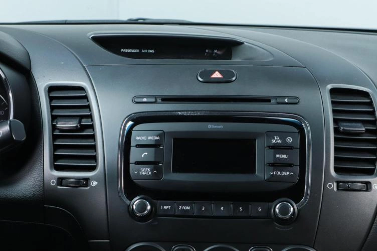 KIA Cerato 12 из 18