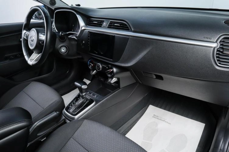 KIA Rio 18 из 20