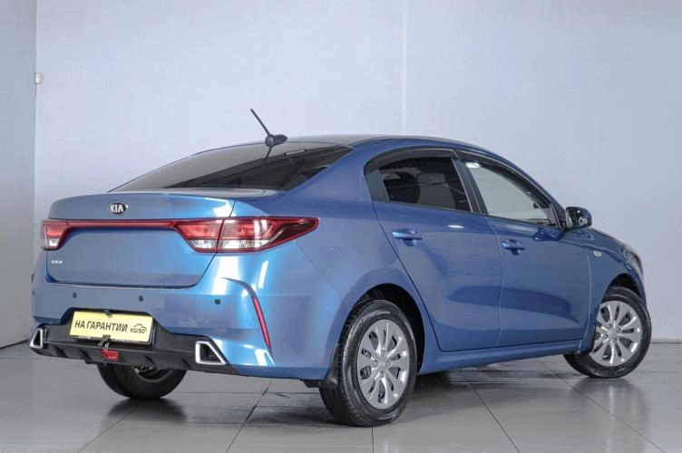 KIA Rio 6 из 20