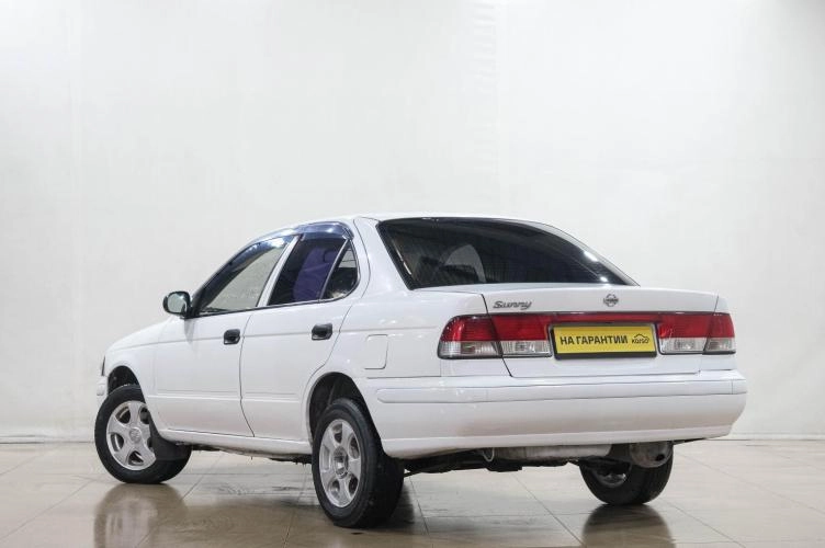 Nissan Sunny 4 из 6
