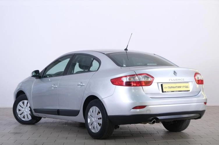 Renault Fluence 4 из 6