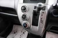 Toyota Ractis 16 из 20
