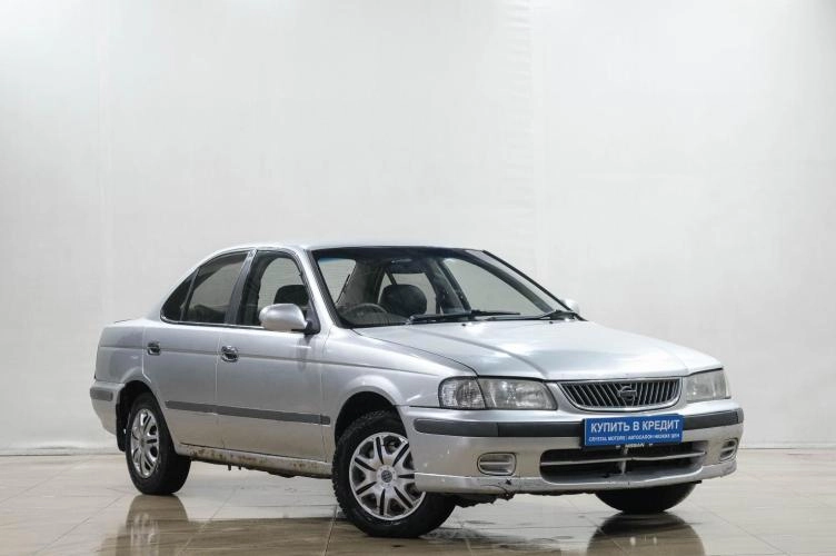 Nissan Sunny 1 из 6