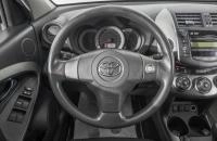 Toyota RAV4 13 из 24