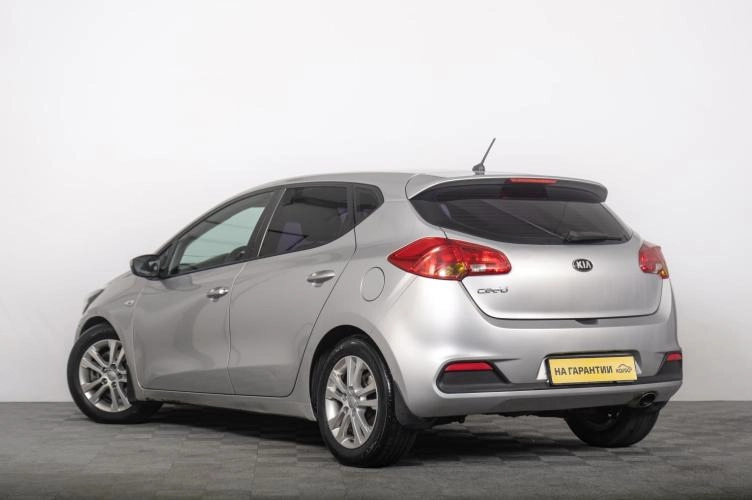 KIA cee'd 5 из 6