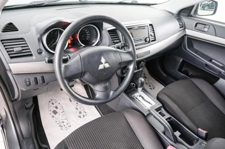 Mitsubishi Lancer 8 из 22