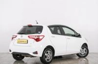 Toyota Vitz 6 из 23