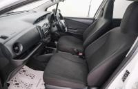 Toyota Vitz 13 из 23