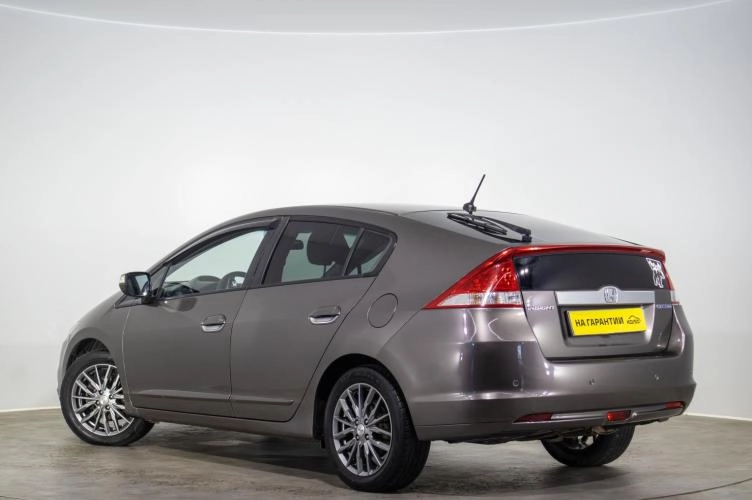 Honda Insight 6 из 6