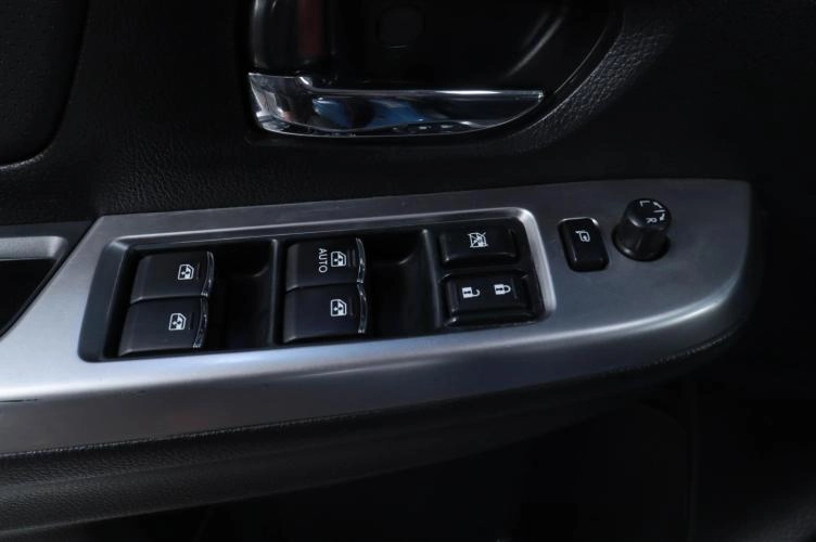 Subaru XV 7 из 18