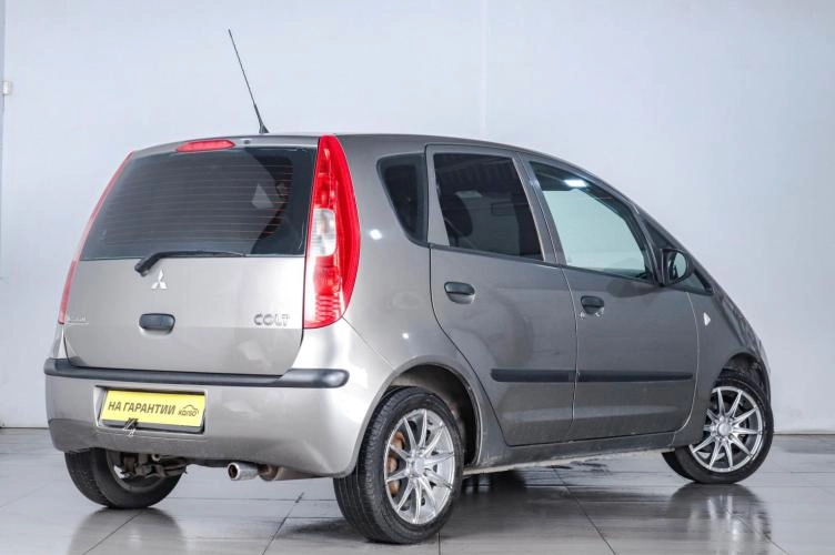 Mitsubishi Colt 6 из 14