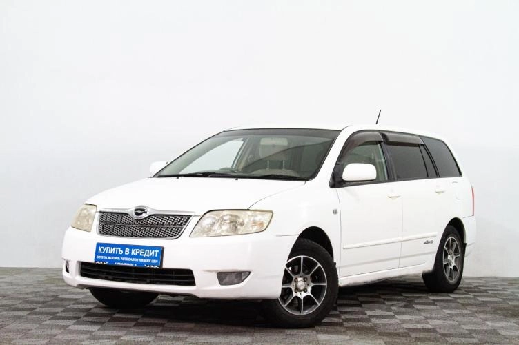 Toyota Corolla Fielder 3 из 6