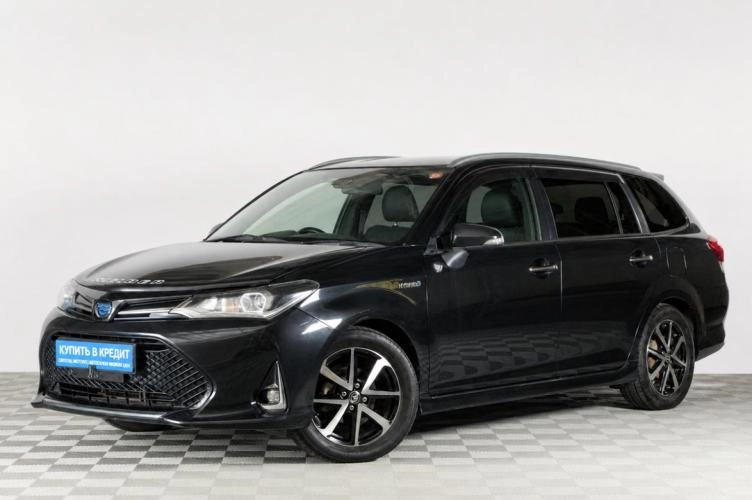 Toyota Corolla Fielder 3 из 6